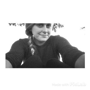 Meet your Posher, Abby