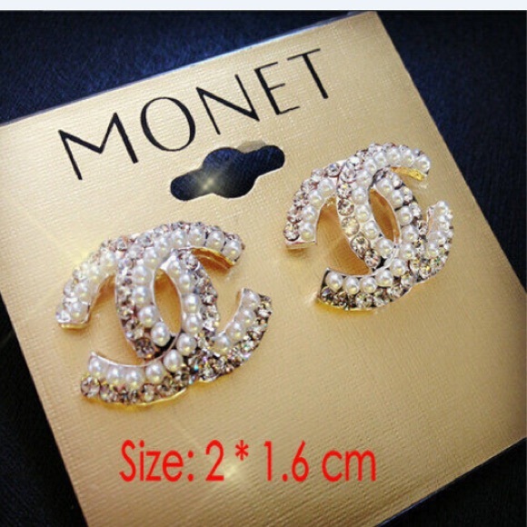 Jewelry - Statement earrings