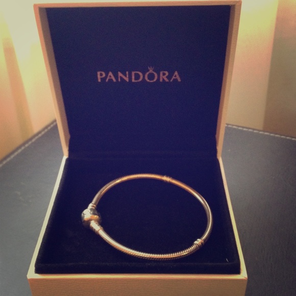 Authentic silver Pandora bracelet - Picture 1 of 3