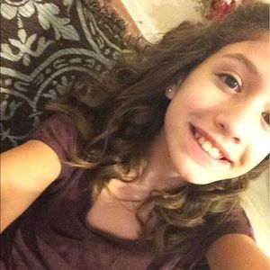 Meet your Posher, Alisa