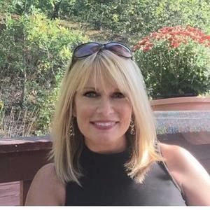 Meet your Posher, Janet