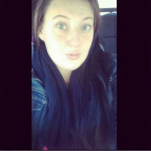 Meet your Posher, Jenn