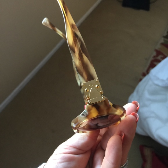 Louis Vuitton sunglasses - Picture 5 of 8