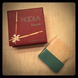 Hoola Benefit Bronzer- NWT- .28oz