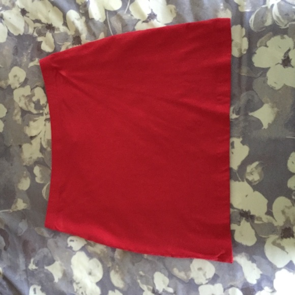 Coral mini skirt