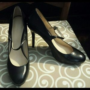 Nine West Mary Jane 3.5" Heels