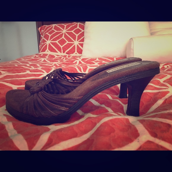 Steve Madden Brown Kitten Heel Slides