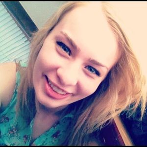 Meet your Posher, Tori