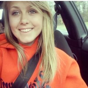 Meet your Posher, Holly