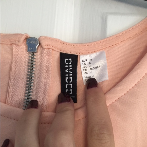 Spring dress - Picture 3 of 3