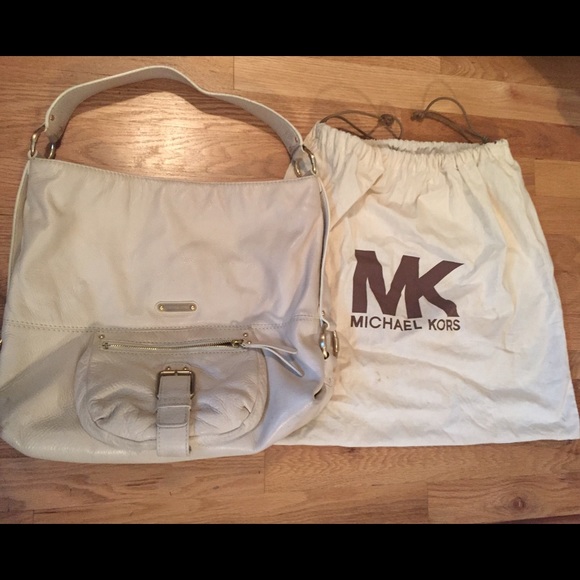 Michael Kors Cream Leather Over the Shoulder Purse