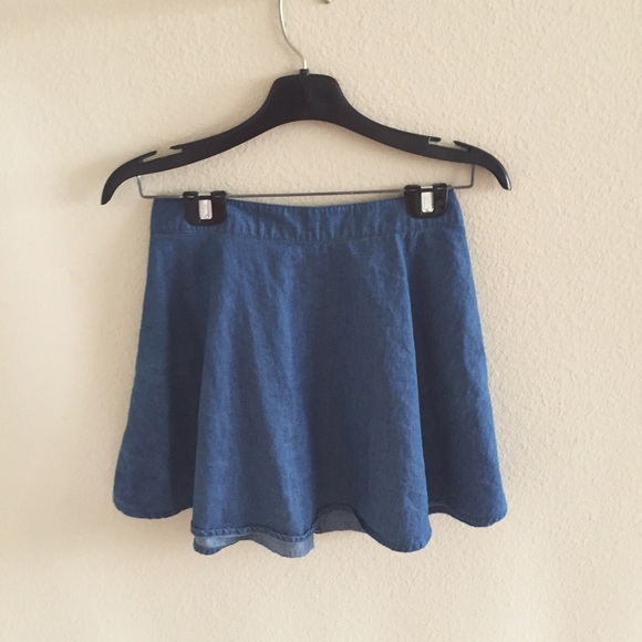 ⚡️TWO Denim/Black F21 Skater Skirts