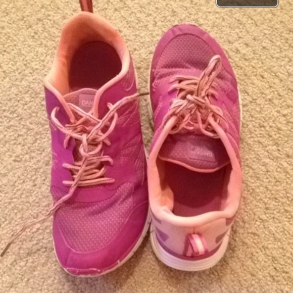 tennis shoes