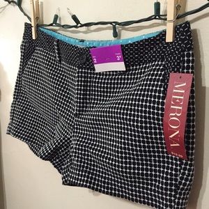 NEW Cute Black and White Geometric Shorts