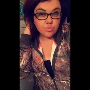 Meet your Posher, Alexis