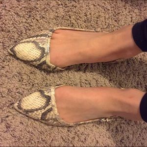 Zara Flats