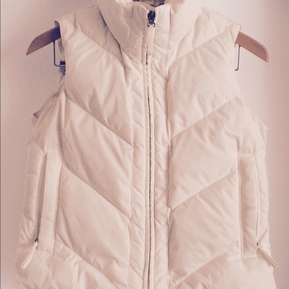 Banana Republic Down Puffer Vest