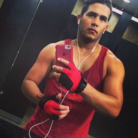 Meet your Posher, Sneyder - Picture 1 of 1