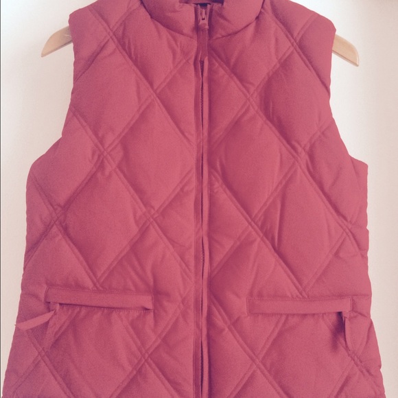 Gap Red Puffer Vest - LAST CHANCE
