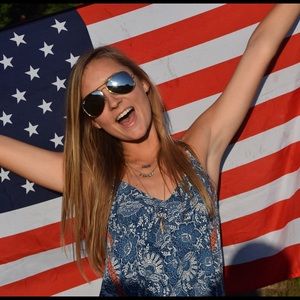 Meet your Posher, Gwendolyn