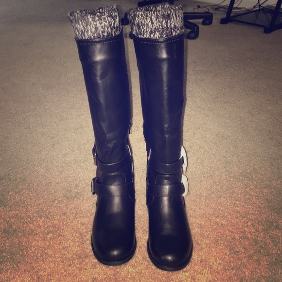 Black riding boots