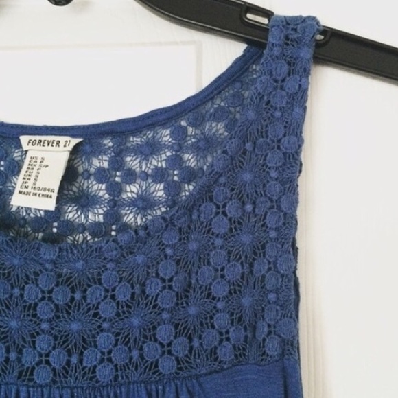 Blue Crochet Patterned Top - Picture 2 of 3