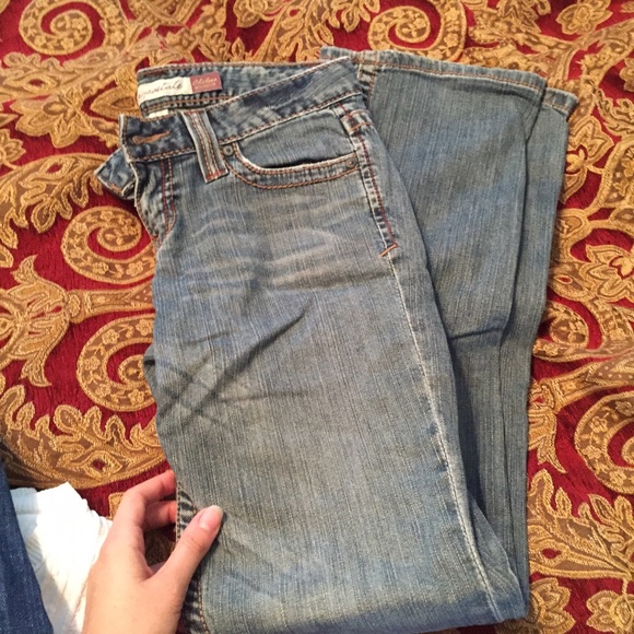 Boot cut jeans