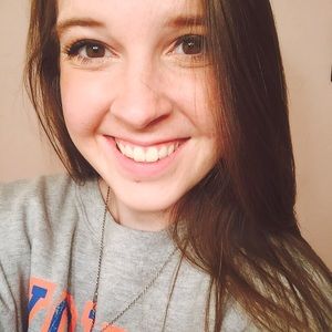 Meet your Posher, Cayla