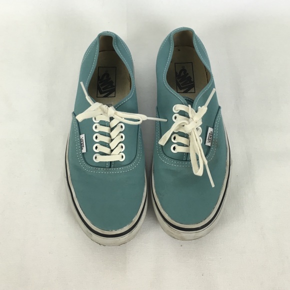 Vans Authentics in Turquoise size 8
