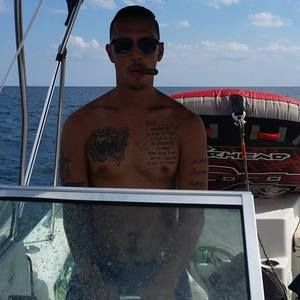 Meet your Posher, Pat