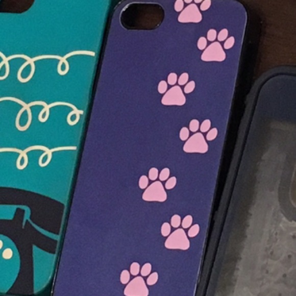 Paw-print phone case