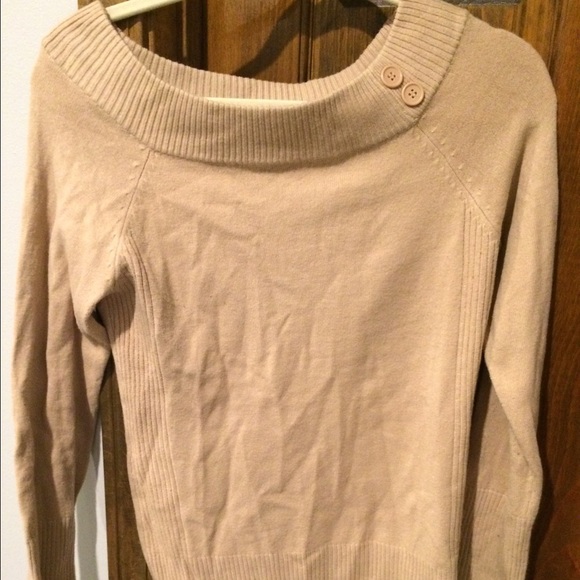 Boat neck