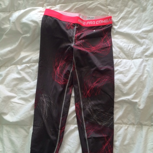 Nike Pro Combat Leggings