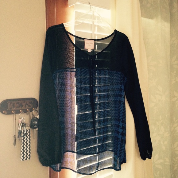 Romeo & Juliet sheer top