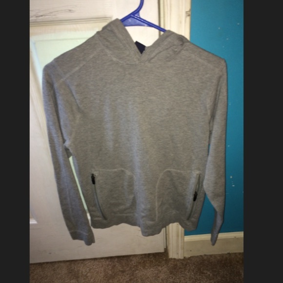 Gap Sweatshirt