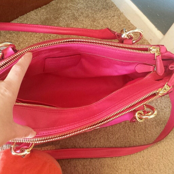 Pink Coach purse - Picture 2 of 5
