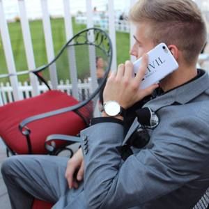 Meet your Posher, Robert