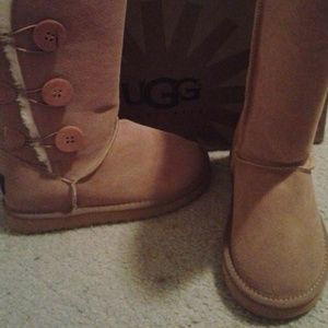 Youth size 5 Ugg Boots
