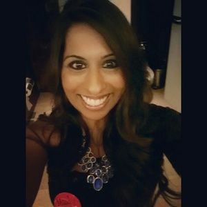 Meet your Posher, Sheena