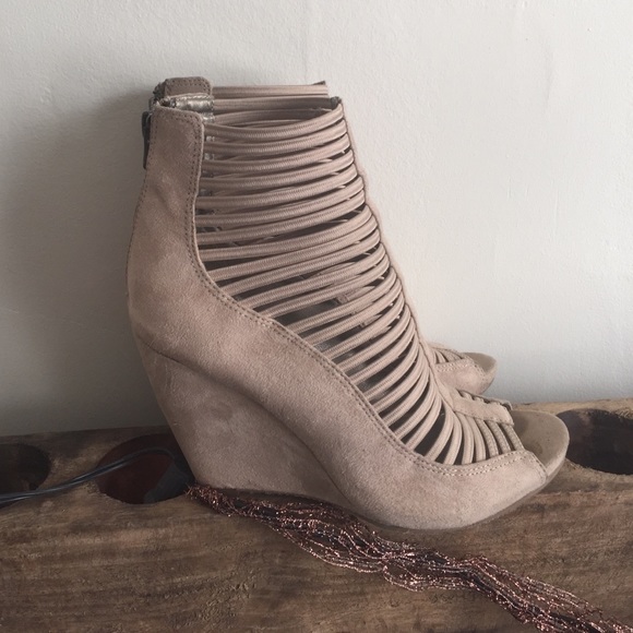 FINAL PRICE Bakers Wedge open toe bootie