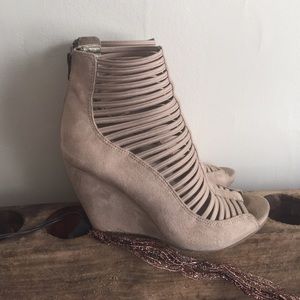 FINAL PRICE Bakers Wedge open toe bootie