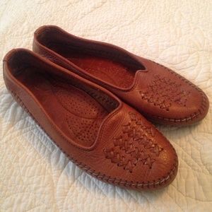 Beautiful Dexter Leather moccasins