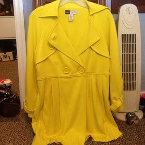 Pea coat , yellow never worn