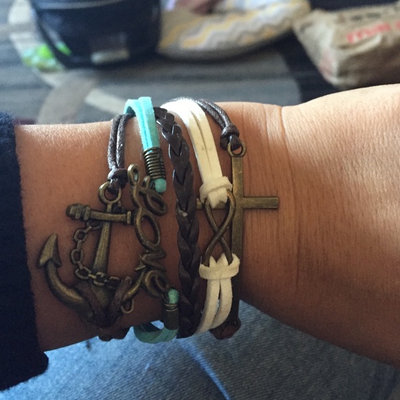 Bracelet
