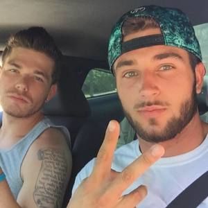 Meet your Posher, Joseph