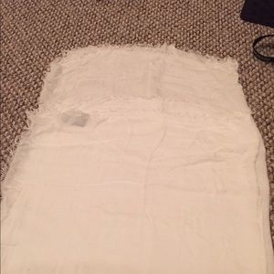 Black and white Gucci scarf good condition