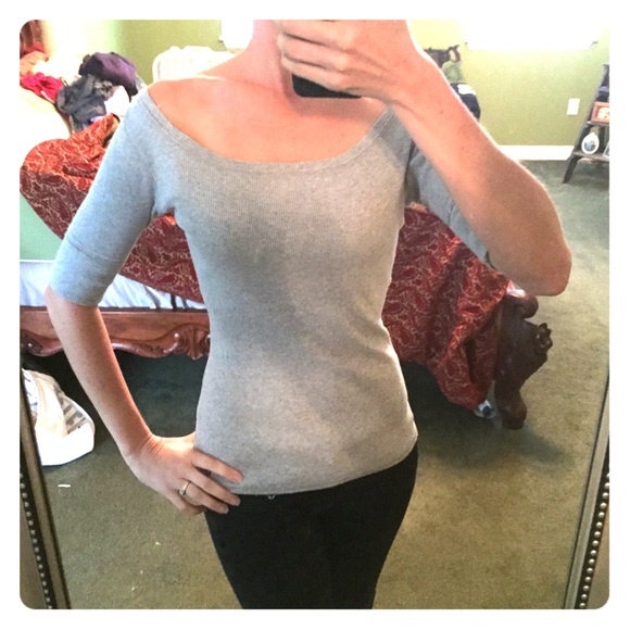 Gray 3/4 sleeve t shirt
