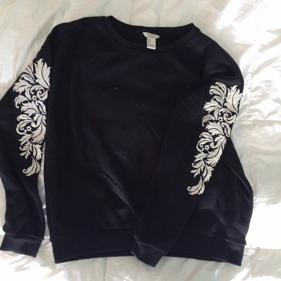 Forever 21 Sweater