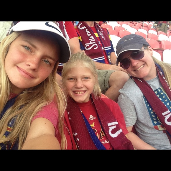 Meet your Posher, Jennifer