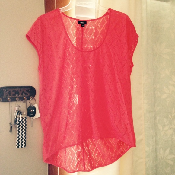 Coral top